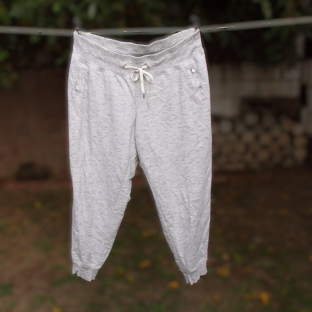 Livi Active Cropped Heather Grey  French Terry Joggers 14/16